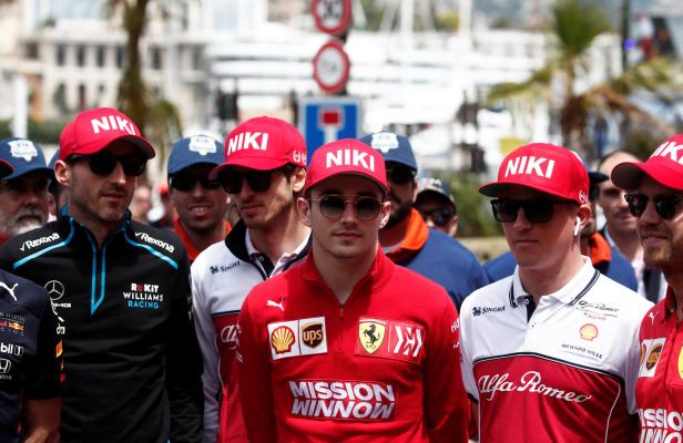 Tribut an Lauda: Hamilton zittert sich zu Monaco-Sieg