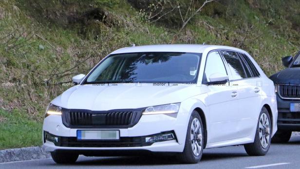 Skoda Octavia Combi: Neue Erlkönig-Bilder