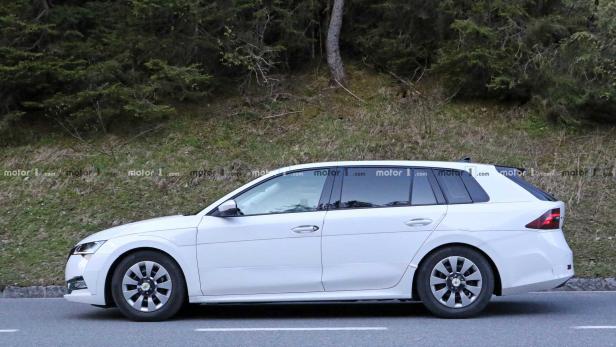 Skoda Octavia Combi: Neue Erlkönig-Bilder