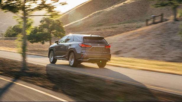 Lexus RX Facelift: Neue Optik und verbessertes Fahrwerk