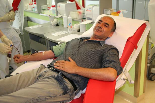 Blutspender gesucht: Konserven könnten rar werden