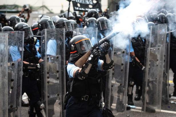 Hongkong am Wendepunkt: Erster Erfolg für Protestbewegung