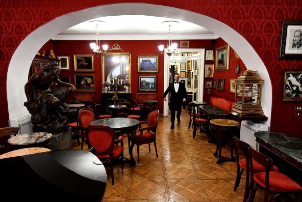 Künstlerlokal mit Tradition: Caffè Greco in Rom droht Schließung