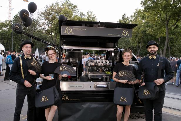 Raffinierte Coffee-Drinks: L’OR feierte beim Life Ball die Kaffeevielfalt