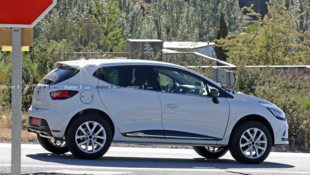 Erlkönig: Renault testet Kleinwagen-SUV oberhalb des Captur