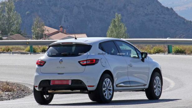 Erlkönig: Renault testet Kleinwagen-SUV oberhalb des Captur
