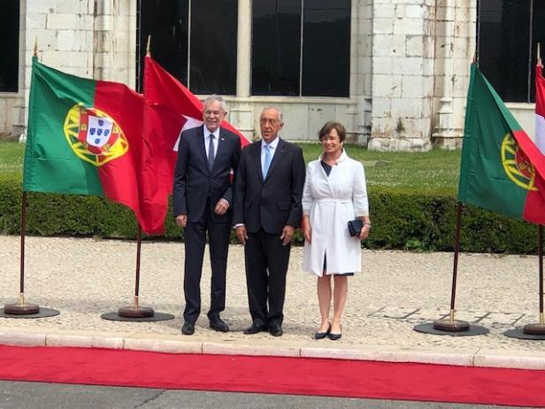 Van der Bellen in Portugal: Zwei Mal klein und selbstbewusst