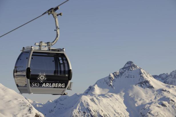 In Arlberg im Naturschnee versinken