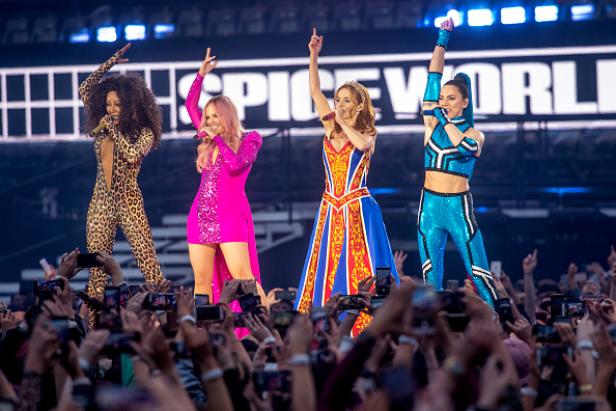 Unfall bei "Spice Girls"-Konzert: Emma Stones Filmprojekt gefährdet