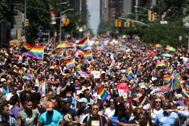New York: Hundertausende gingen für Gleichberechtigung auf die Straßen
