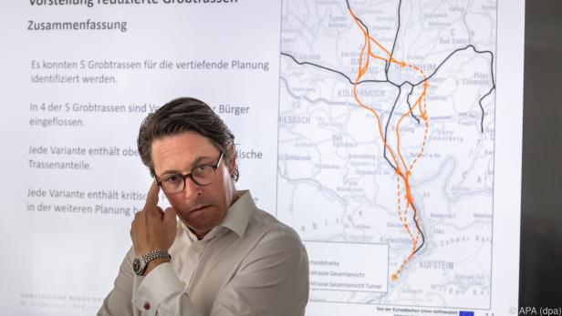 Der deutsche Verkehrsminister Scheuer stellte die fünf Varianten vor