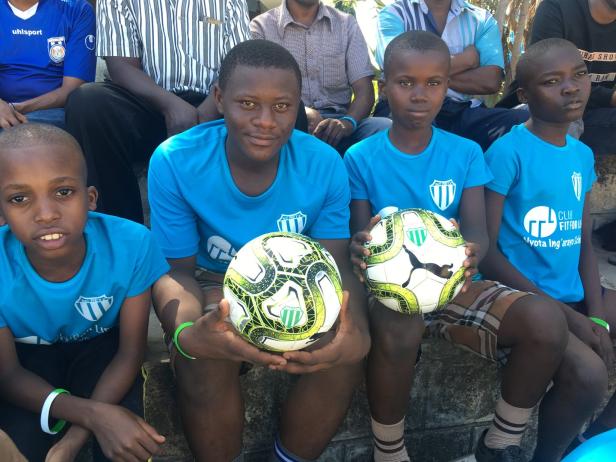 Fußballklub SC Retz unterstützt Kinder in Kenia