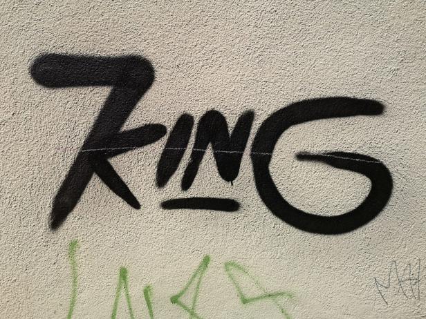 Von Polizei gesucht: Nach Sprayer "Puber" ist "King" unterwegs