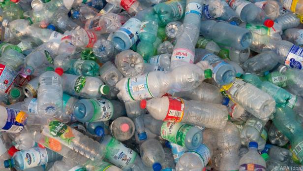 Nur ein Bruchteil des Plastikmülls wird wieder genutzt oder recycelt