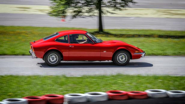 Zeitreise: Unterwegs im Opel GT von 1968