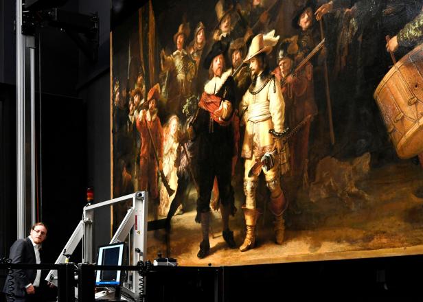 "Operation Nachtwache": Rembrandt-Restaurierung hat begonnen