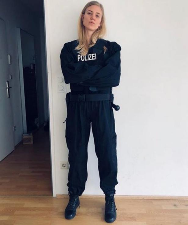 So sieht Larissa Marolt ihre neue Rolle als Polizeischülerin