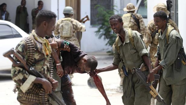 Mogadischu: 34 Zivilisten sterben bei Anschlägen