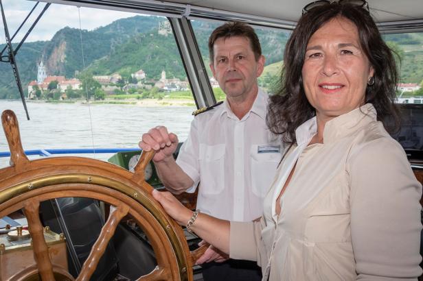 Ruderer stürzten in Donau: Linienschiffskapitän schickte Hilfe