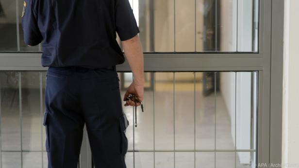 Ein Gefängnis ist laut Experten kein Ort für Kinder Ein Gefängnis ist laut Experten kein Ort für Kinder
