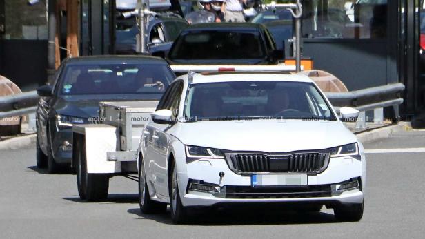 Neuer Skoda Octavia: Design-Leak im Cockpit