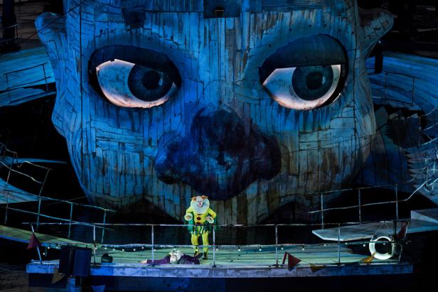So ist der "Rigoletto" in Bregenz: Bühnenspektakel zum Staunen