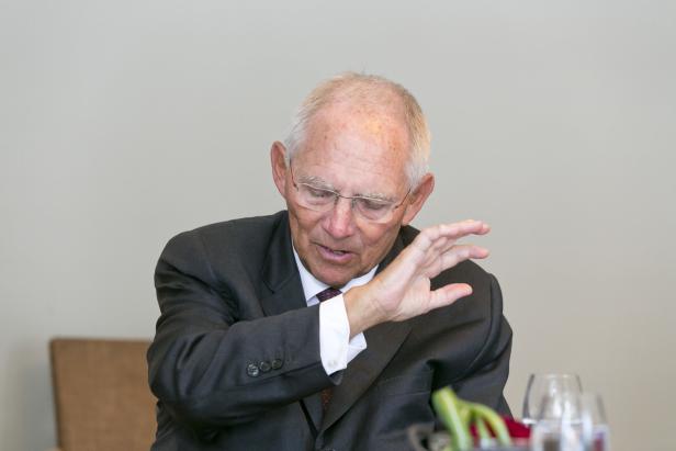 Schäuble: "CO2-Steuer könnte man sofort einführen"