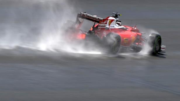 Chaos-Samstag in Spielberg, Pole für Hamilton