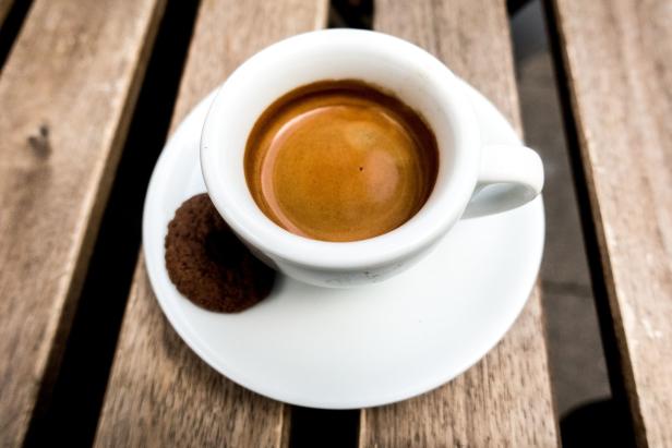 Falscher Mythos Koffein? Was uns morgens wirklich wach macht
