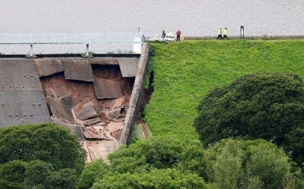 Evacuation of Whaley Bridge after a nearby reservoir was damaged by flooding