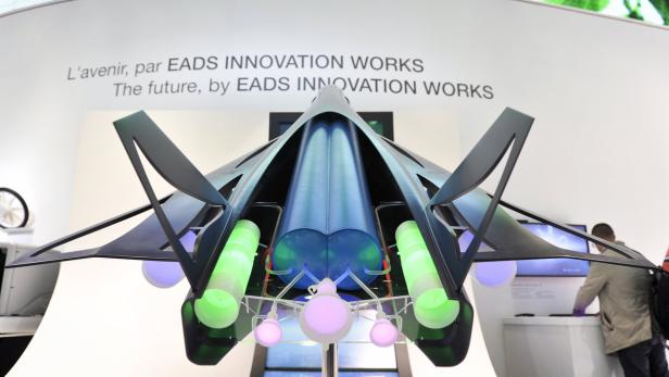 Ein Modell eines futuristischen Flugzeugs von EADS Innovation Works.