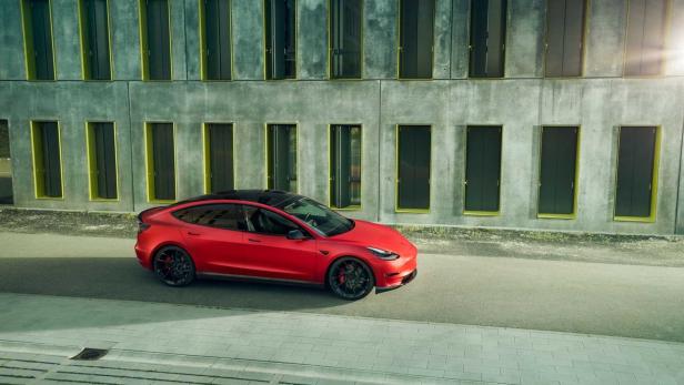 Tesla Model 3 von Novitec: Carbon, 21 Zoll und weniger Strom