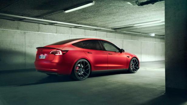 Tesla Model 3 von Novitec: Carbon, 21 Zoll und weniger Strom