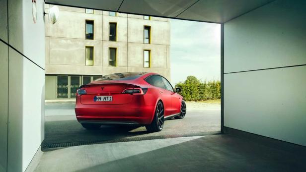 Tesla Model 3 von Novitec: Carbon, 21 Zoll und weniger Strom