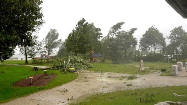 Unwetter: Ganze Ortszentren in OÖ überflutet