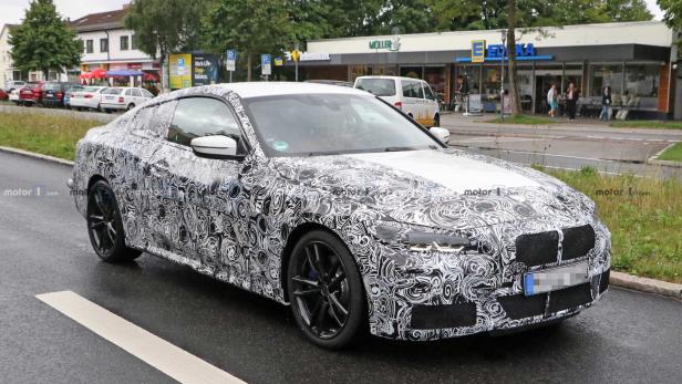 Kommendes BMW 4er Coupé: Erlkönig zeigt sich in München