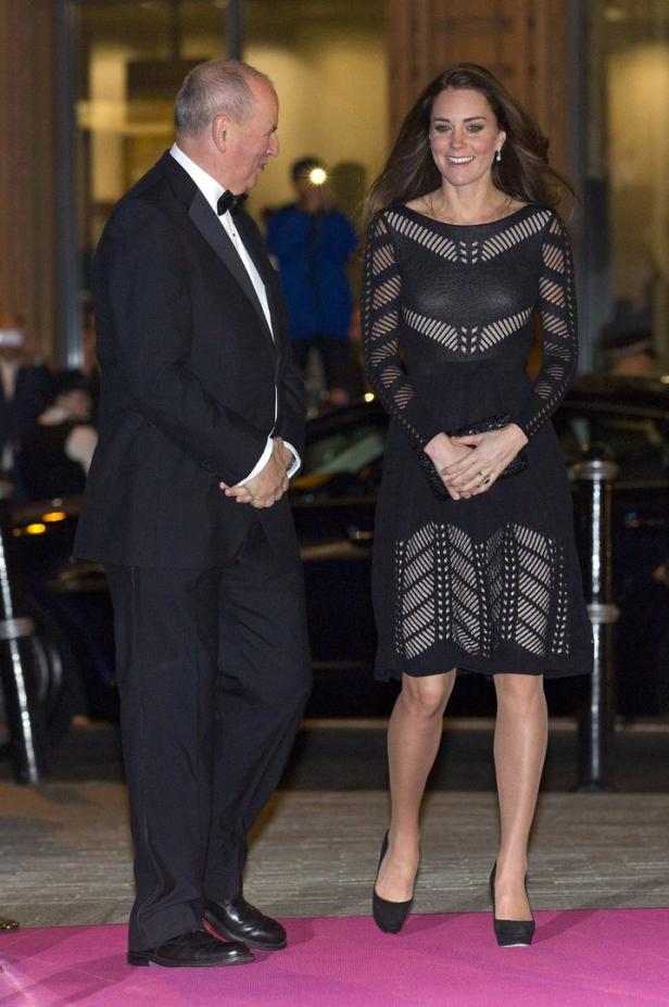 Herzogin Kate bezieht mit Outfit Stellung zu Baby-Gerüchten