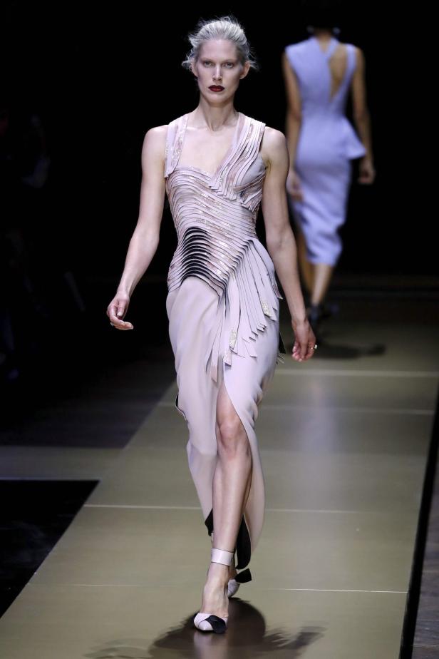 Alles neu bei Versace: Kein Bling-Bling mehr