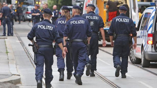 Schießerei in Wien: Polizist weiter in Lebensgefahr