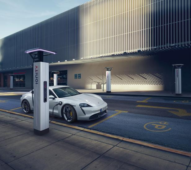 Porsche Taycan: Alles über das neue Elektroauto