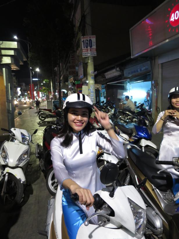 Auf dem Moped durch Saigon: Ein Abenteuer, das man wagen sollte