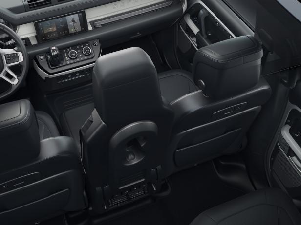 lr_def_90_20my_interior_100919_04.jpg