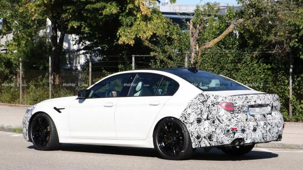 BMW M5 Facelift: Erlkönig zum ersten Mal erwischt
