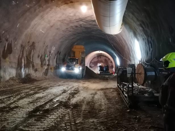 S7-Tunnel bei Rudersdorf reagiert bei ungewöhnlichen Geräuschen