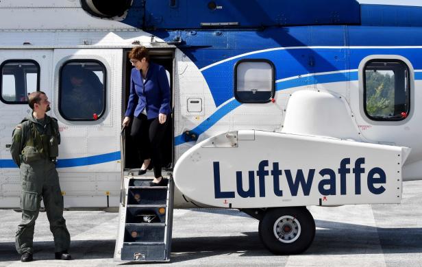 Fünf deutsche Minister fliegen mit vier Flugzeugen in die USA