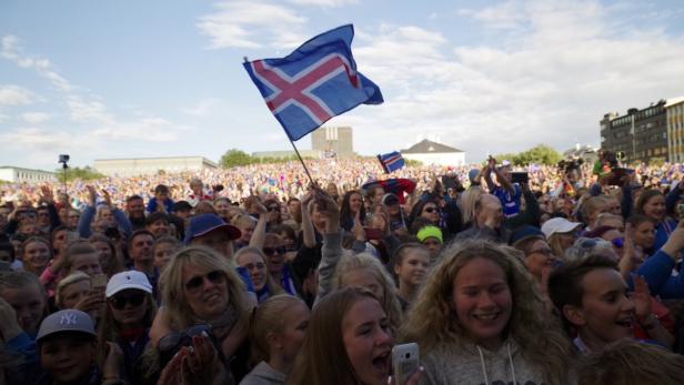 Rauschender Empfang für Islands Helden