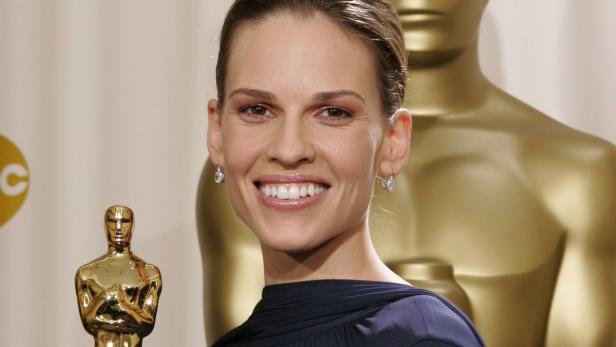 Hilary Swank packt über Sexismus in Hollywood aus