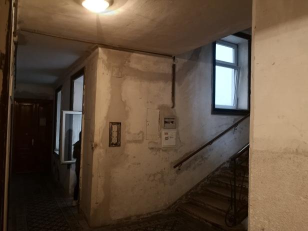 Mann erstochen in Wiener Stiegenhaus gefunden