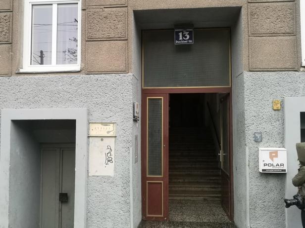 Mann erstochen in Wiener Stiegenhaus gefunden