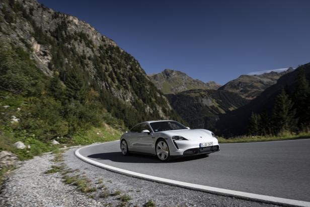 Porsche Taycan: Erste Ausfahrt mit dem Elektro-Porsche
